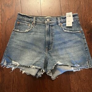 NWT High Rise The Cutoff Short